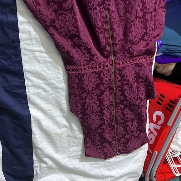 To small - Picture 2 of 3